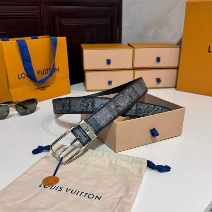 Picture of Louis Vuitton Belts _SKUfw222507654fw